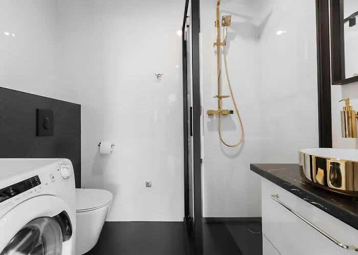 I Krotka 4 Rum i privatbostad *