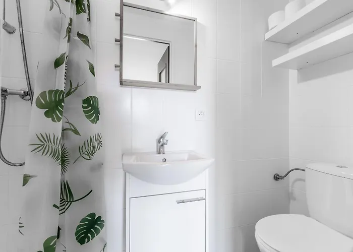 Rum i privatbostad I Krotka 4 *